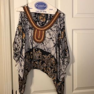 Fun boutique top!